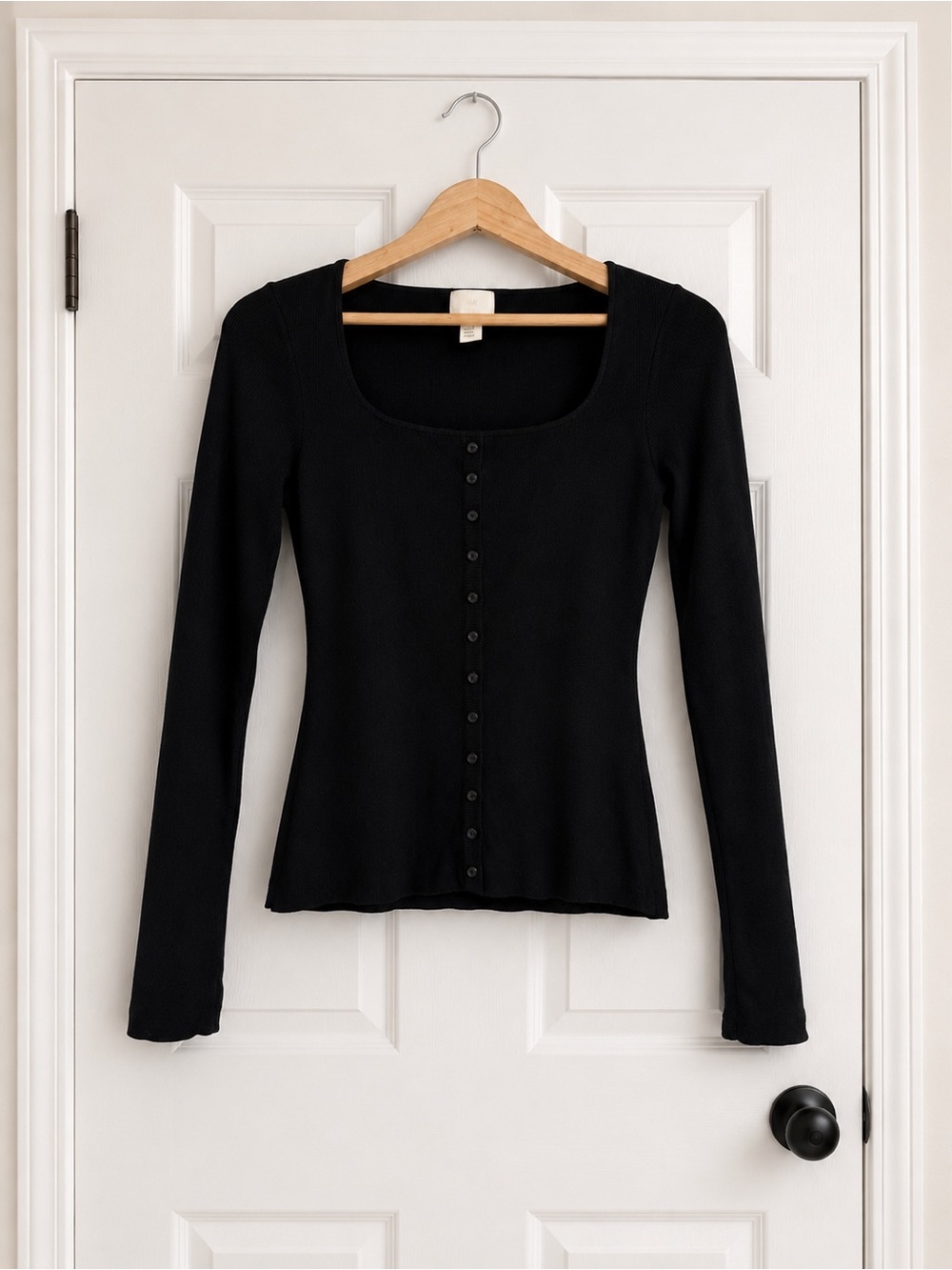 H&M Black Ribbed Button Front Top Women’s Small Long Sleeve Scoop Neck